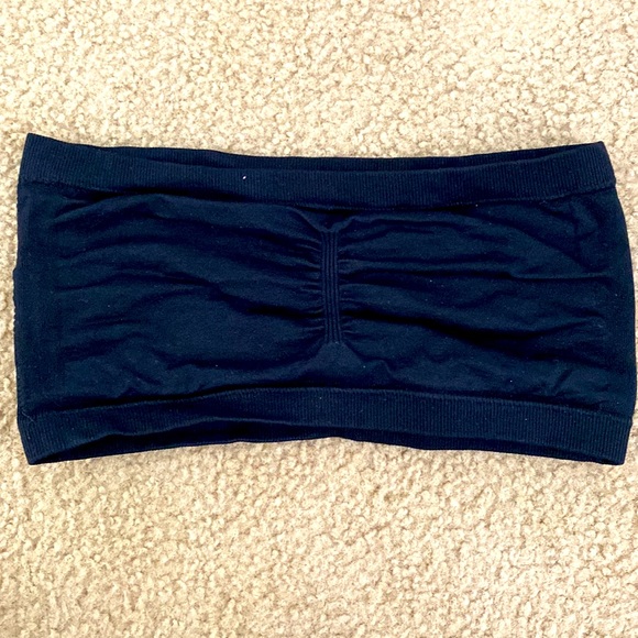 Lace bra size small (34B) - Picture 3 of 11